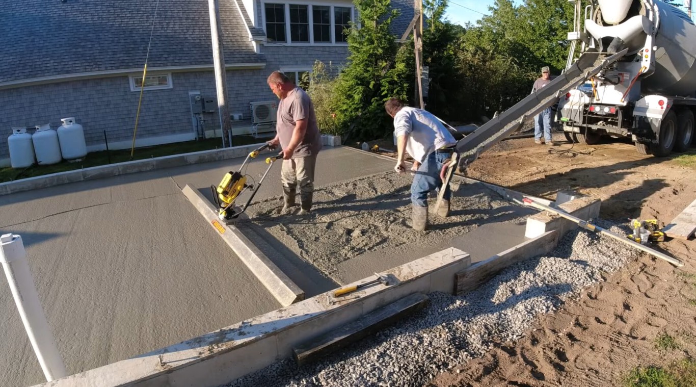 Concrete patio installation that handles weather and wear in Mount Vernon, NY